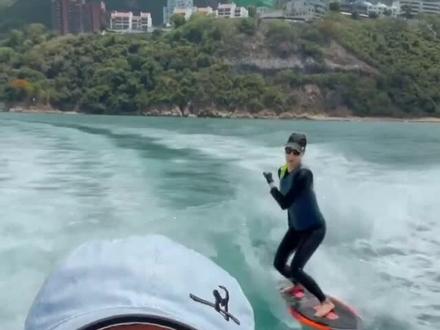 一个从来不做运动的人,我老婆这玩兒可直接参加奥运了!😆👏💪@汪詩詩