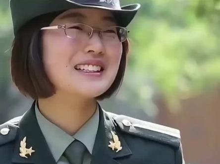 黑龙江女孩徐美多,11岁因特殊天赋被特招入伍,多次立功,24岁破格升为排长。#黑龙江 #徐美多 #超强大脑 #特殊技能 #特招入伍