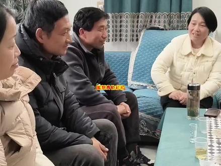 天价彩礼不可取,爱情无价才相许,婚姻不是买卖戏,携手同心共风雨#拒绝高价彩礼 #支持抖音正能量 #农村生活 #抖音小助手