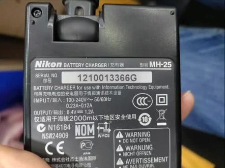 尼康原装充电器维修#维修 #尼康 #相机充电器 #数码科技