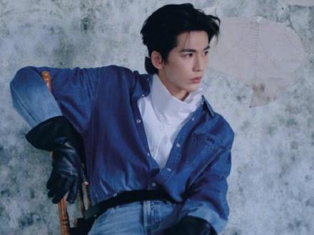 张凌赫杂志开售15分钟,销售额已破千万 #张凌赫