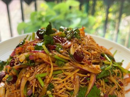 凉拌干豆腐丝 #拌干豆腐丝 #太好吃了