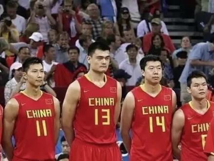 中国男篮2008黄金一代成员如今都在做什么工作?依旧是顶梁柱啊!#dou来为中国篮球加油 #抖音篮球季 #抖音体育