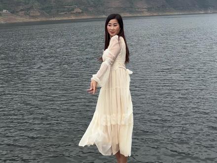 无美颜无滤镜。有点 丑。不要嫌弃我小这个小老奶。家人们