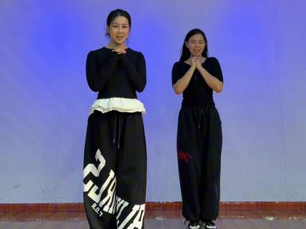 我才不会有错~#亲爱的别生气了 #舞蹈教程 #手势舞教程 #变装 #一学就会系列