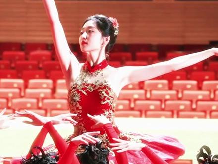 孙千的芭蕾
#孙千 #随机舞蹈 #芭蕾 #大长腿