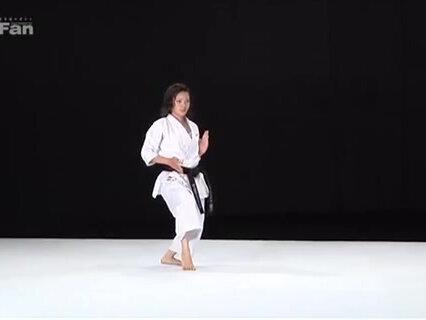 世界空手道冠军 宇佐美里香 井上派糸东流版本 型-北谷屋良公相君 教学#空手道