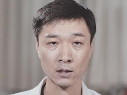 “无望无助” 告别2020,急诊科医生👨⚕️巍子坦言自己曾患抑郁症。#医者