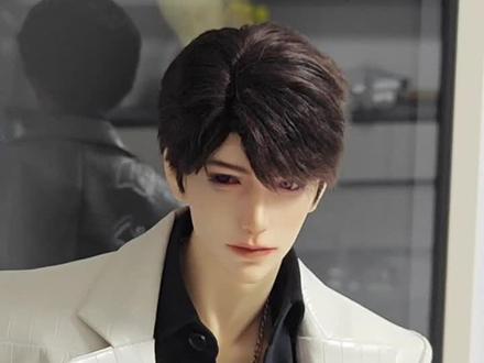 我这个算是非常低成本组娃了,仅供参考。组cos娃除了花钱花时间当孙子外其他都挺好的:-)陪伴感很强#bjd #夏以昼 #恋与深空