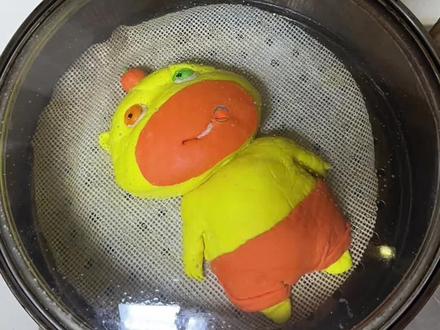 不小心蒸了一锅奶龙老表 #花样面食 #沙雕 #我的厨房日记 #抽象 #水豚噜噜