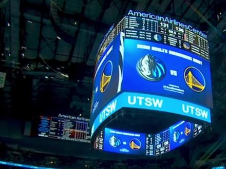 胆小慎入!穆迪可能遭遇毁灭生涯的巨大膝伤!让我们祝他好运吧!#穆迪受伤 #金州勇士 #库里