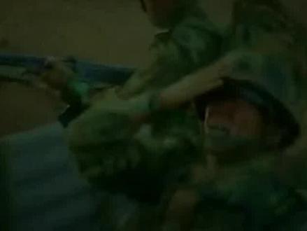 #精彩片段 #持续关注持续精彩 #我的观影报告 以前一直都没看懂许三多为什么这么执着要拉上伍六一,终于明白了