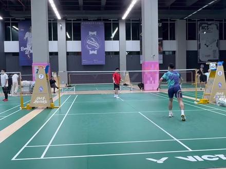 奥运会冠军郑思维VS周天成
大饱眼福#呼叫我的球搭子