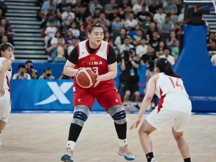 “女鲨鱼”刘禹彤,国家队首秀炸裂!用15分钟让所有质疑者闭嘴 #中国女篮 #女篮刘禹彤 #中国女篮加油 #创作者中心 #创作灵感