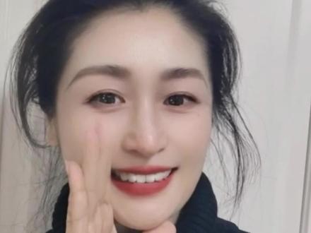 Excel表里数据删除,保留公式,一招秒搞定,办公室职场小白,也能从从容容游刃有余。#真实生活分享计划 #创意灵感 #excel技巧 #办公技巧 #职场干货@怼怼办公技巧