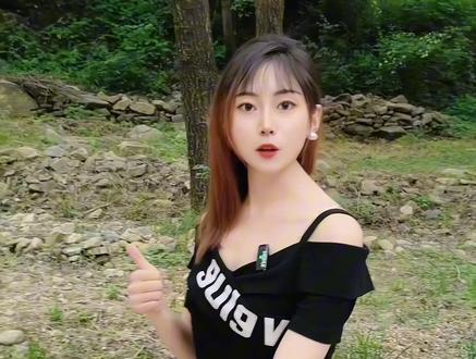 打卡大山深处火焰山上诡异的狐仙庙 #猩猩点睛 #探秘100个稀奇古怪的打卡地 #狐仙庙 #万里长城第一楼 #九眼楼