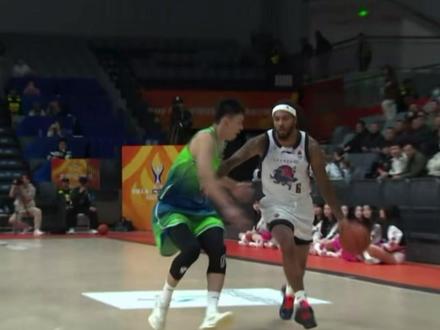 山东高速男篮迎俱乐部杯开门红