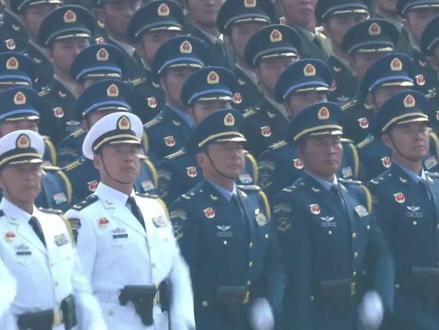 哪种级别的军衔,才能被称为首长?军衔职务高就能称为首长吗? #军事科技 #军事科普 #军事迷 #大国重器 #军事爱好者