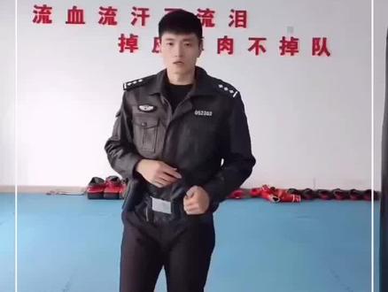 #警民dou平安 遭受暴力侵害,可否使用器械正当防卫?打开视频,警察蜀黍告我你。(第一集)@抖音小助手