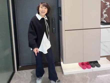鞋柜里装换气 即便夏天也不会感受到臭啦 现在年轻人也太会了吧
#厦门装修 #厦门精装房改造 #鞋柜设计 #鞋柜新风系统