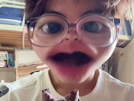 #娜塔莎 你真的很臭!!#美食测评 #育儿 #当我妈问我在学校跟谁玩