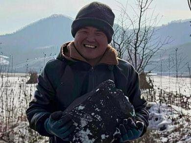 马上过年了,今天捡煤还有惊喜,太开心了#新农人计划 #我的乡村生活 #捡煤块