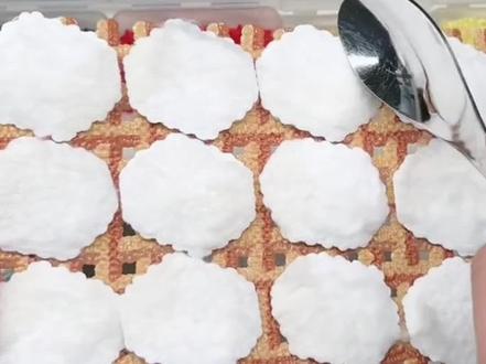 用拼豆做霉豆腐,老师们还是太会了 #拼豆 #霉豆腐 #手工 #抽象