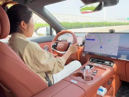 瑞虎9燃油车智驾小蓝灯走天下#全新一代瑞虎9#瑞虎9#奇瑞汽车#智驾小蓝灯