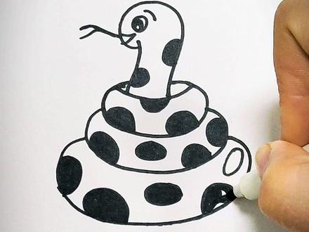 画蛇的简单方法,一看就会#画画 #简笔画 #蛇的画法 #蛇简笔画#创意画