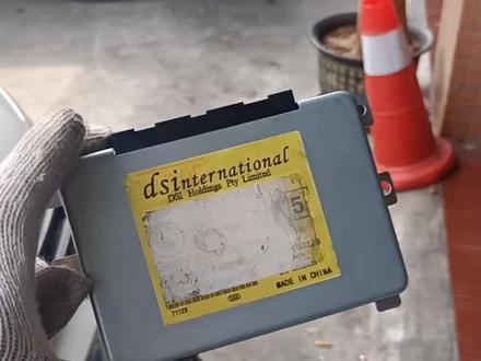 分享干货吉利博越更换变速箱电脑变
速箱学习方法从1档换到6档慢慢减速
换档同时尽可能不要超出2000转重复
以上操作可查看学习状态C3 B1学习
状态全部通过5次以后然后在大油门1
档换到6档慢慢减速 换档同时不要低
于2000转尽可能不要超出4000转重
复以上操作可查看学习状态C2 C1全
部通过5次以后 学习完成 无故障码前