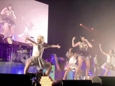 California Gurls - Teenage Dream - Katy Perry 超燃#上热门 #欧美音乐 #音乐现场 #高清60帧 #视觉震撼 @DOU+小助手