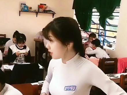 越南特色校服,奥黛。#奥黛#越南#校服#美女