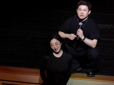 腹肌男现场追求御姐系礼仪老师名场面!#二狗脱口秀 #脱口秀