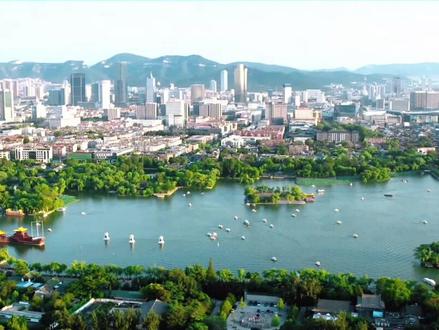 山东主动服务“双碳”战略全局,大力推进节能降耗,构建新型能源体系,发展循环经济,绿色低碳转型取得积极成效。#山东 #绿色低碳转型