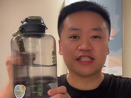 挑衅一次性喝1000毫升水能否降糖。#糖尿病 #控糖 #高血糖 #糖友日常 #糖友