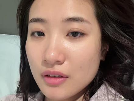 友友们我永远相信你支持你。 最近收到了很多私信,有卡在体检,没顺利上岸的,有考试发挥不好的,也有友友说文姐我已经拼尽全力了,我想放弃了,我想去外面找工作,其实今年我自己真正这么认真的备考了一年,我才明白这条路不容易, 我觉得走过这条路的的人都值得被点赞,甚至比当年高考还残酷,更激烈,压力更大,更焦虑,因为那时的我们只需要负责学习,现在呢,我已经长大成人,我们要考虑各个方面的压力,可是不管结果怎么样,我们都坚持做到了,我首先跟你说你真的超棒,每一个认真备考过的人都超棒,至于你们的选择,我永远支持你,相信你,因为我知道我们考人不差,有非凡的毅力,抗压能力,学习能力,怎么样你都会闪闪发光,加油,我的友友们。#上岸