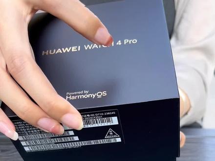 华为新款智能手表watch 4 Pro火星钛,独立通话,独立上网,独立下载软件检测心率检测睡眠检测血氧饱和度,还有心电图采集,无创血糖风险筛查,蓝牙接打电话,微信消息接收回复#华为手表 #男士手表推荐 #智能穿戴 #手表直播间 #华为
