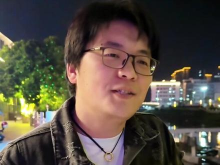 如何看待大厂封禁豆包AI手机,到底怕什么?#如何看待大厂封禁豆包AI手机 #豆包 #商业