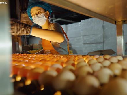 当代00后工作图鉴,这次是本命蛋钉!#00后#鸡蛋