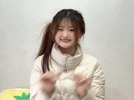 30秒学会,又简单又带感,寒假和朋友拍起来 #简单好看的舞蹈 #嘉桐摇 #舞蹈教学 #一学就会系列 #青年创作者成长计划