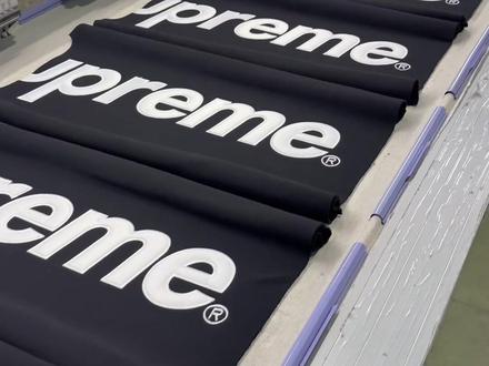 秋雨不会让大家失望 #工厂实拍视频 #做货人 #supreme卫衣