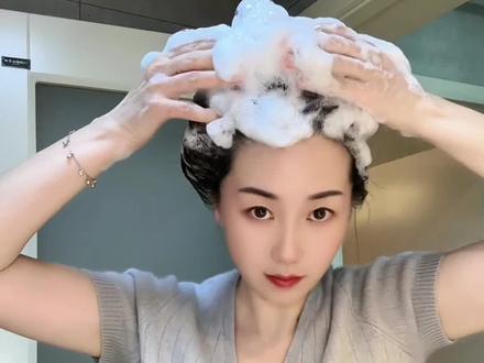 谁懂啊!这个赫泊汀头皮精华真的是绝了#赫泊汀#养发#产后#氛围感