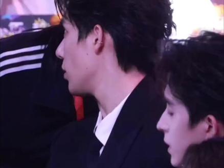 敖迪观察日记之只有王大将军一个人受伤的世界
#敖瑞鹏李兰迪 #爱奇艺尖叫之夜 #辛迪瑞拉