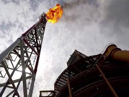 中东局势致油价暴涨 俄罗斯每天多赚1.5亿美元 关注江南,关注刚刚才播
#中东 #石油 #油价 #俄罗斯