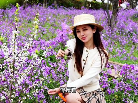 汉源的梨花开好了 万亩梨花漫山遍野,像一场温柔的春雪,随手拍都是大片#汉源梨花今又开 #汉源梨花节 #汉源 @汉源县融媒体中心