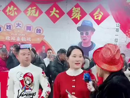 跳着跳着 又封号了 一晚封3回了 贱哥真不容易#舞台无处不在 一起跳老歌 #^不会跳舞的我也来凑个热闹,献丑啦