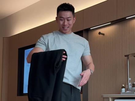 休闲弯刀裤,阔腿裤男生裤子搭配 #弯刀裤#弯刀西裤#男生裤子#男生穿搭#裤子