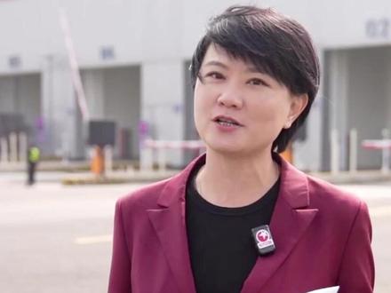 #记者直击海口二线口岸 #首批海南封关后南非夏威夷果加工免税出岛 销往广州 8个"一线"+10个"二线"协同运作