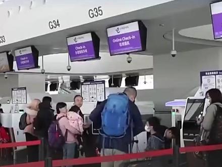 飞机锁座越来越多!网友:要加钱才能选,航空公司回应飞机锁座规则