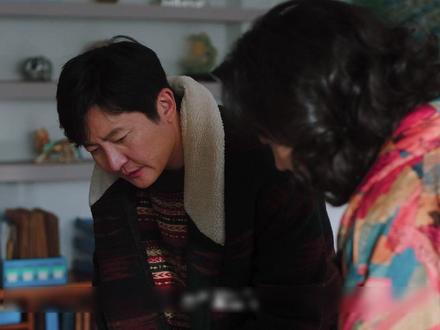 郭京飞王佳佳新剧《老舅》:为了购买新房老舅又想出新的赚钱路子并直接直接执行#电视剧老舅 #老舅剧情走向上头